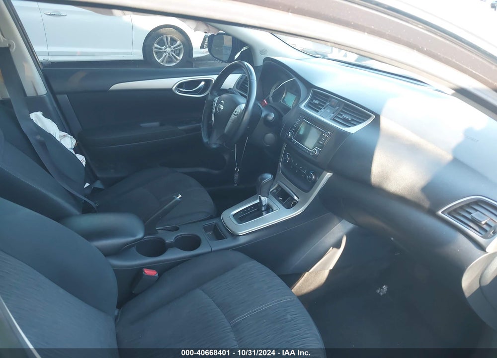 2015 NISSAN SENTRA SV VIN: 3N1AB7AP8FY320297