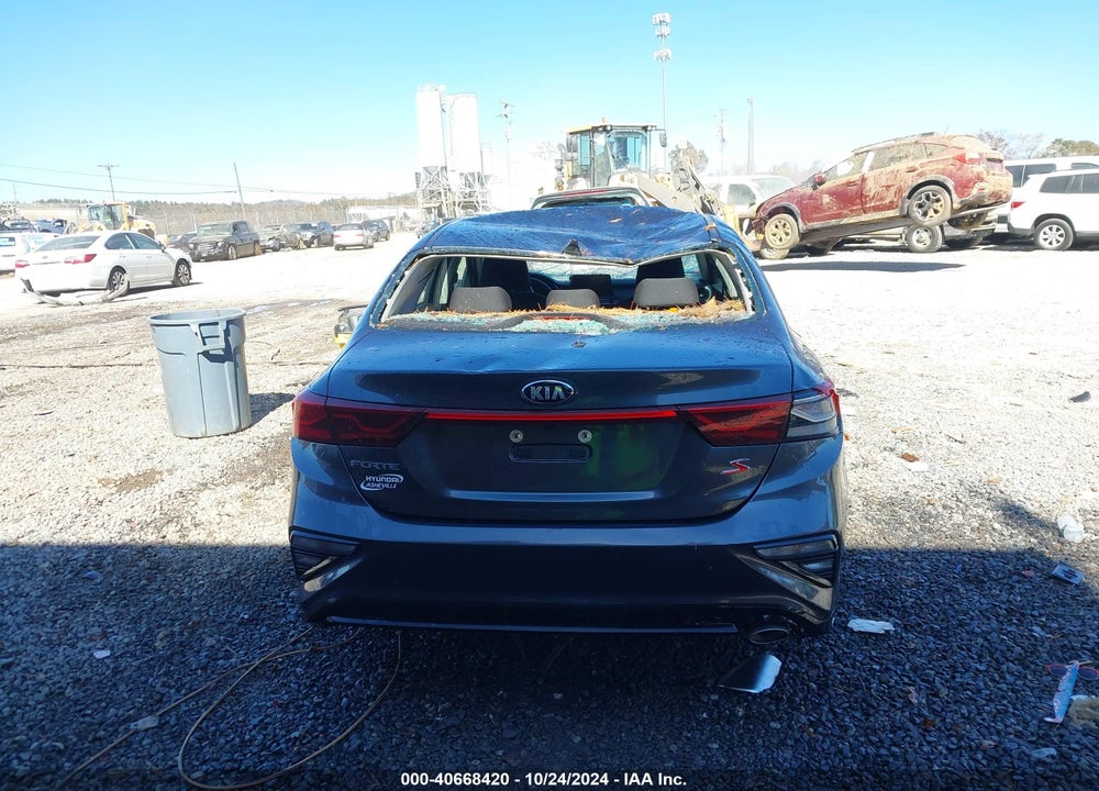 2019 KIA FORTE S VIN: 3KPF34AD0KE127318