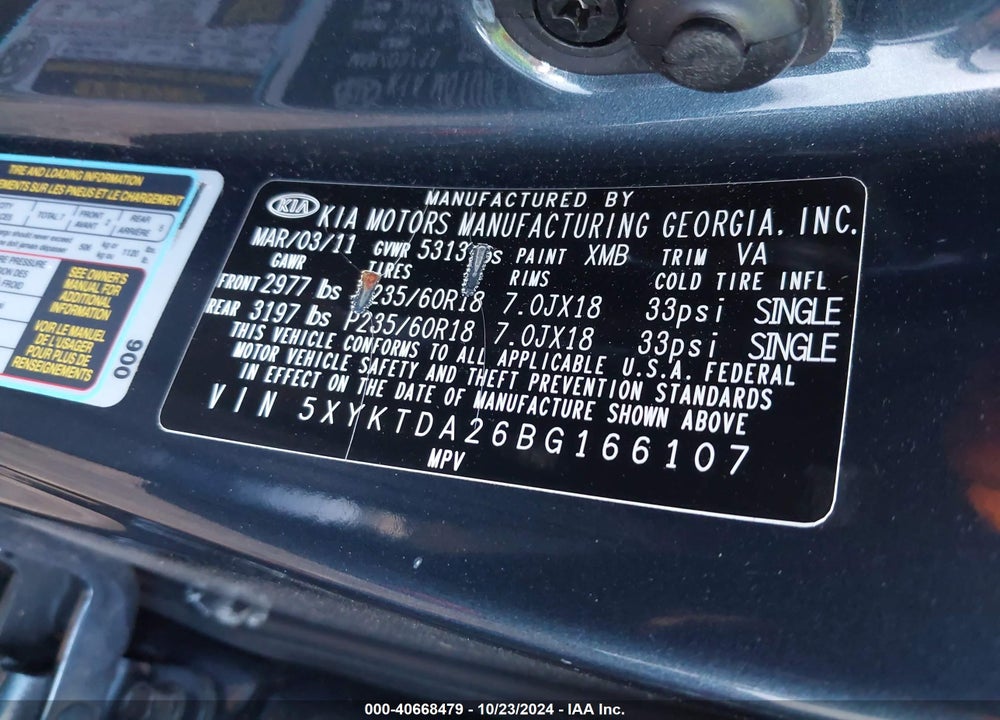 2011 KIA SORENTO LX V6 VIN: 5XYKTDA26BG166107