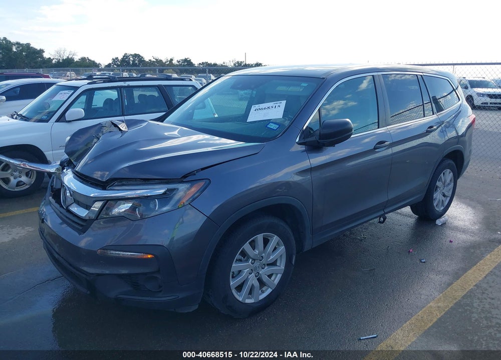 2019 HONDA PILOT LX VIN: 5FNYF5H19KB022627