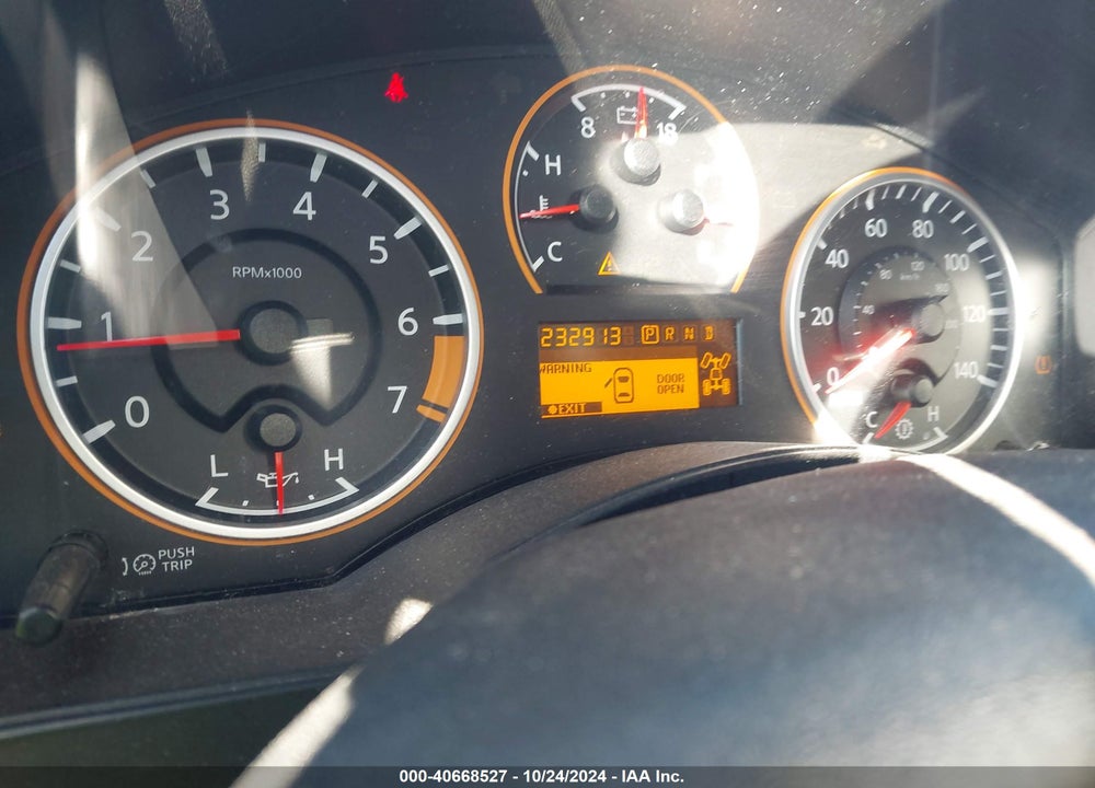 2010 NISSAN TITAN SE VIN: 1N6AA0EC6AN318808