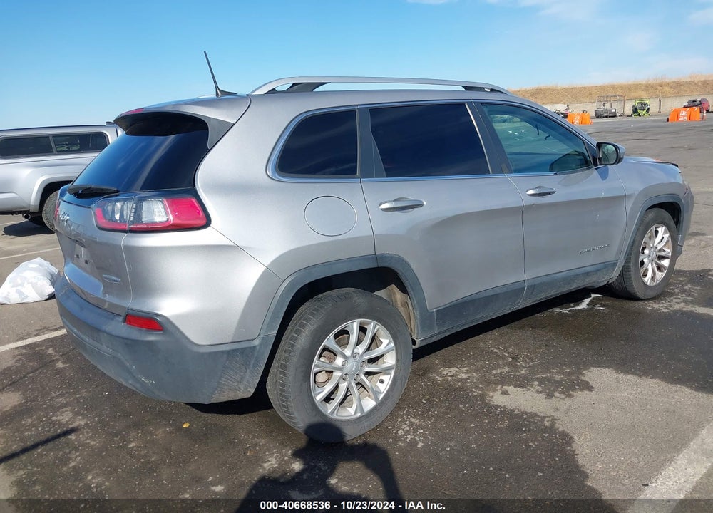 2019 JEEP CHEROKEE LATITUDE FWD VIN: 1C4PJLCB4KD348681
