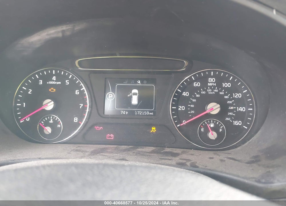 2018 KIA SORENTO 2.4L LX VIN: 5XYPGDA37JG415516
