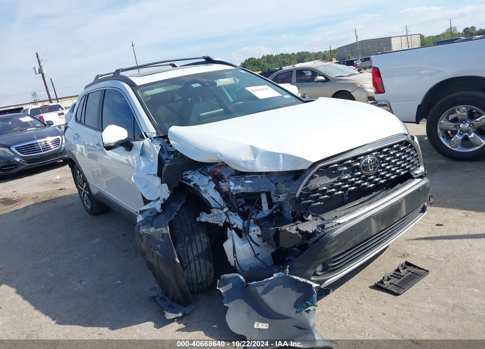 2022 TOYOTA COROLLA CROSS XLE VIN: 7MUDAAAG0NV005922