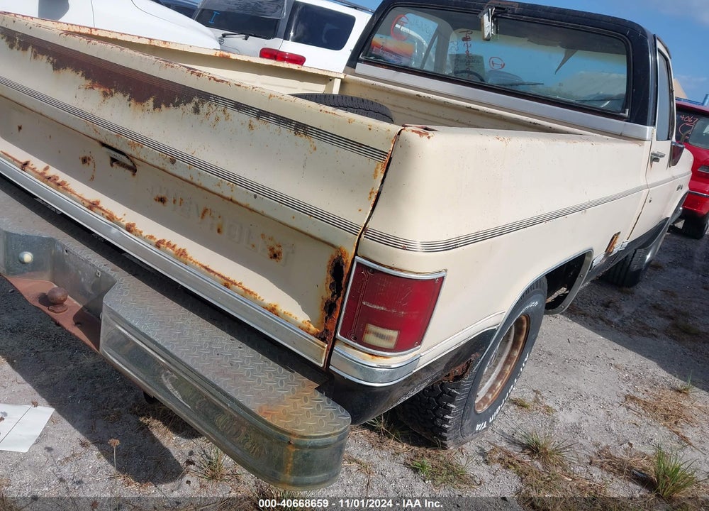 1986 CHEVROLET C10 VIN: 2GCDC14H8G1172600