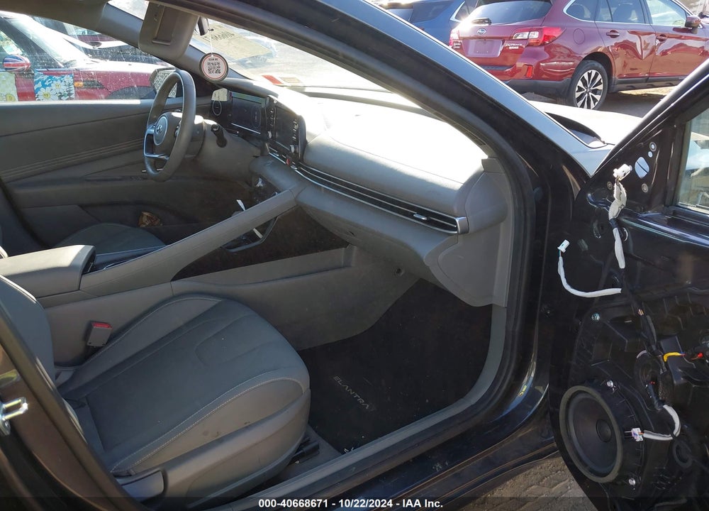 2022 HYUNDAI ELANTRA SEL VIN: 5NPLS4AG1NH068943