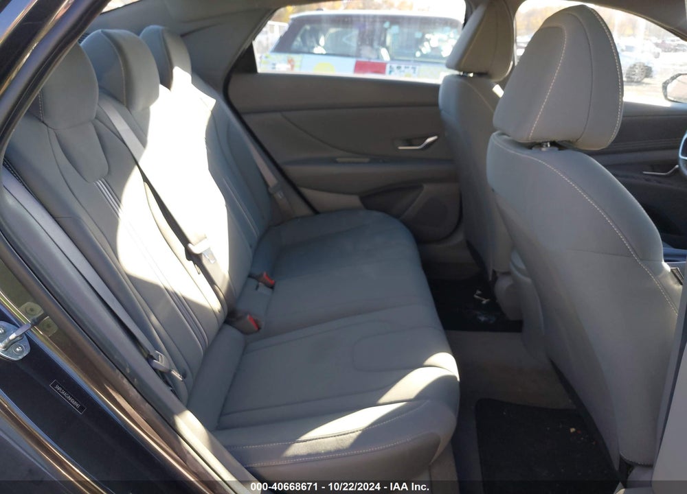 2022 HYUNDAI ELANTRA SEL VIN: 5NPLS4AG1NH068943