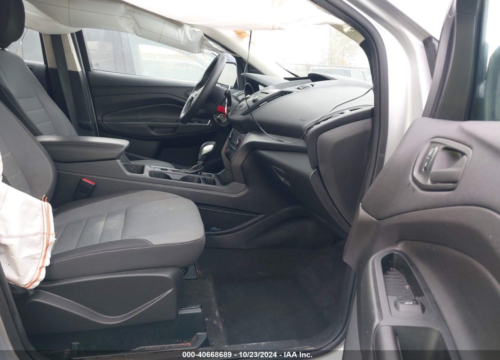 2018 FORD ESCAPE S VIN: 1FMCU0F7XJUA02978