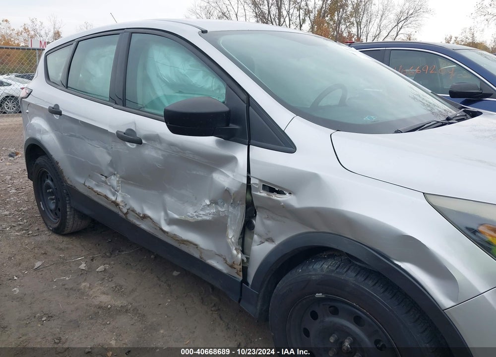 2018 FORD ESCAPE S VIN: 1FMCU0F7XJUA02978