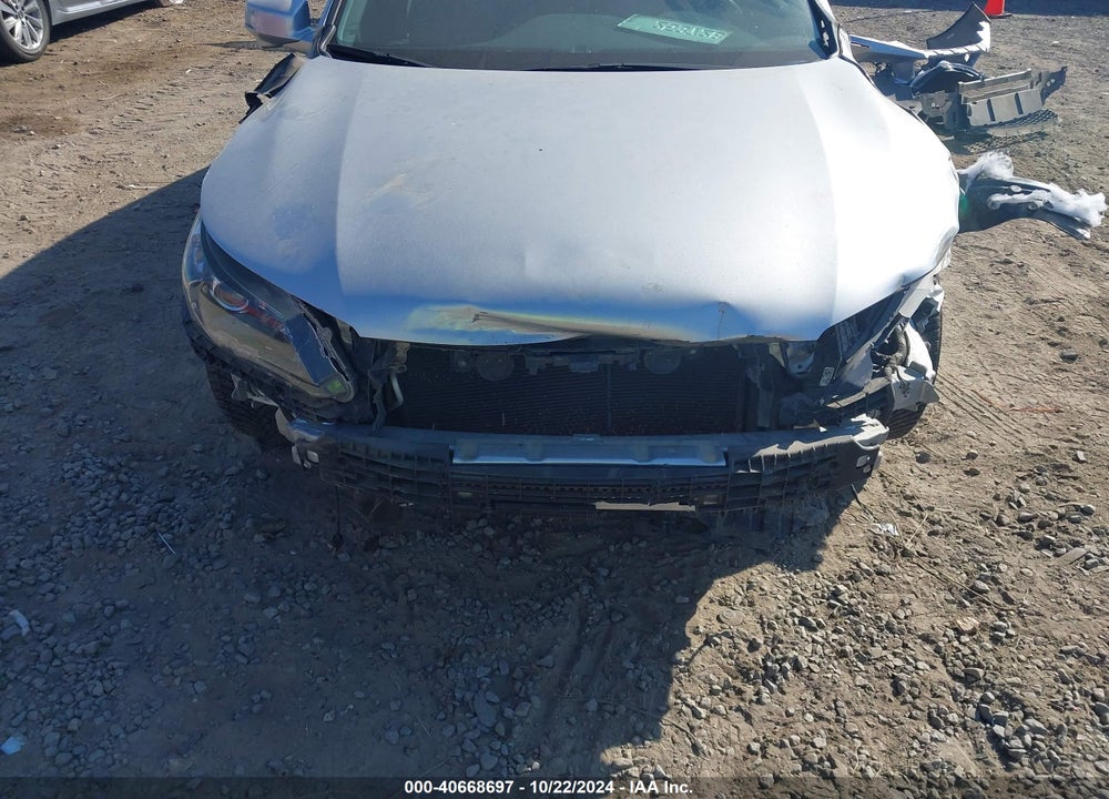 2013 HONDA ACCORD VIN: 1HGCR2F8XDA043855