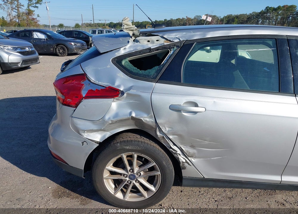 2018 FORD FOCUS SE VIN: 1FADP3K29JL329699