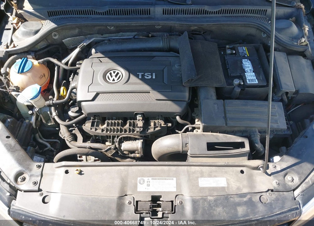 2014 VOLKSWAGEN JETTA 1.8T SE VIN: 3VWD17AJ1EM384337