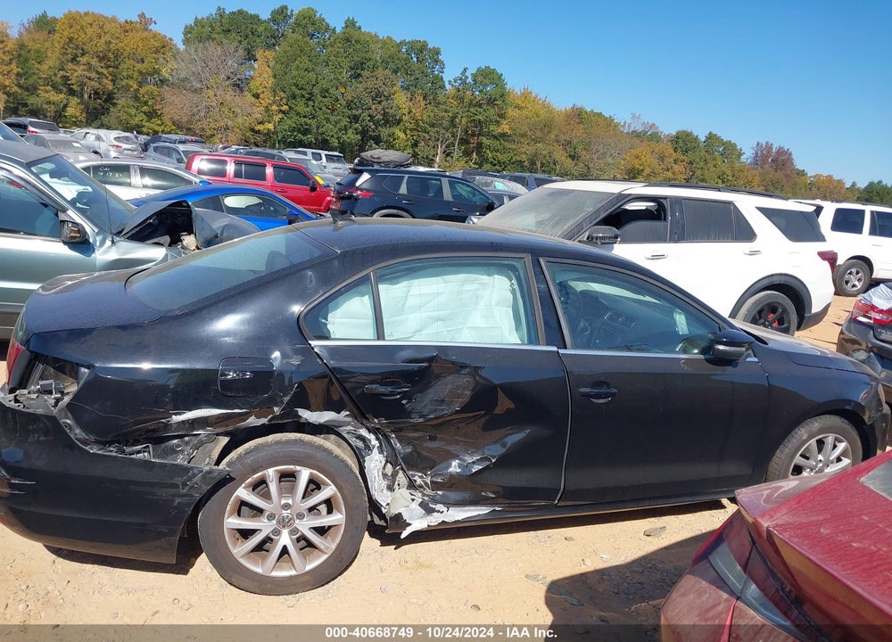 2014 VOLKSWAGEN JETTA 1.8T SE VIN: 3VWD17AJ1EM384337