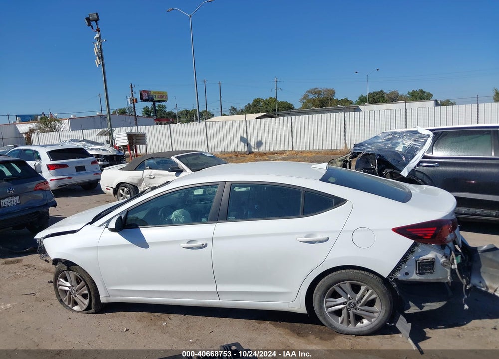 2020 HYUNDAI ELANTRA SEL VIN: 5NPD84LF1LH626830