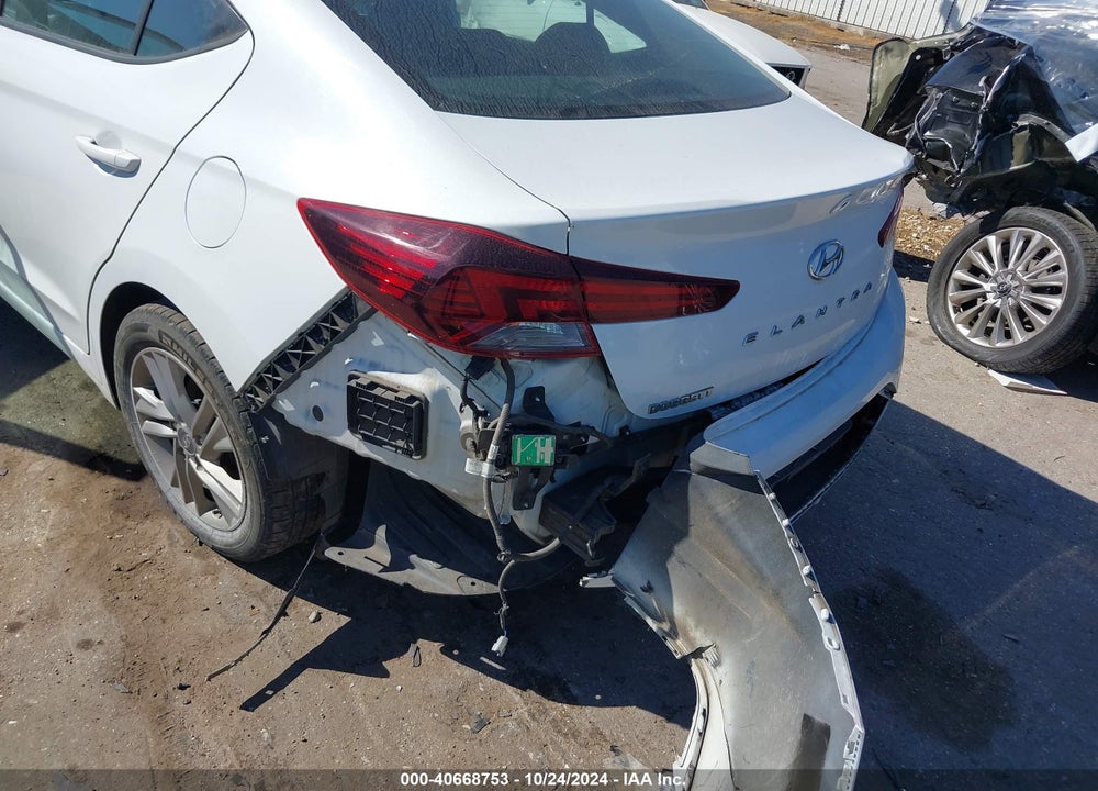 2020 HYUNDAI ELANTRA SEL VIN: 5NPD84LF1LH626830