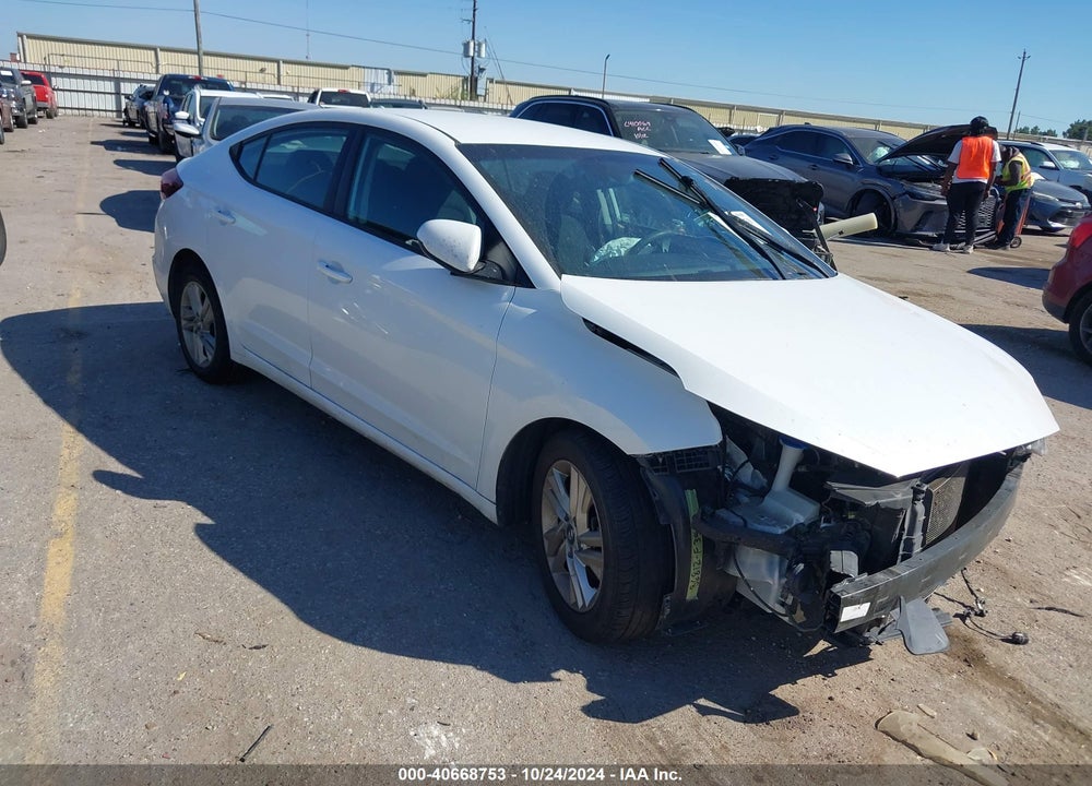 2020 HYUNDAI ELANTRA SEL VIN: 5NPD84LF1LH626830