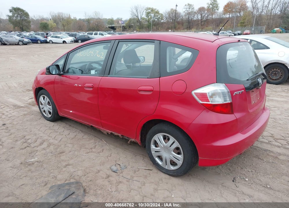 2010 HONDA FIT VIN: JHMGE8H25AC023504
