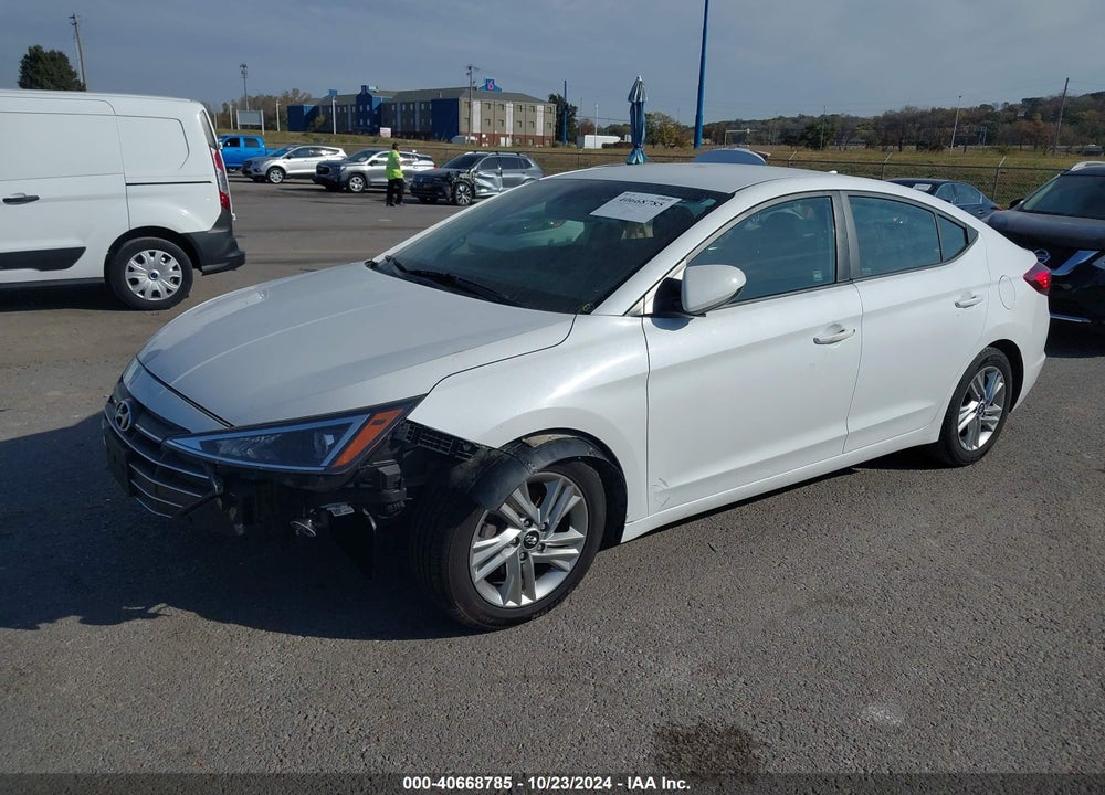 2020 HYUNDAI ELANTRA SEL VIN: 5NPD84LF5LH624028