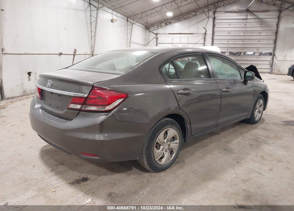 2013 HONDA CIVIC LX VIN: 19XFB2F5XDE047987