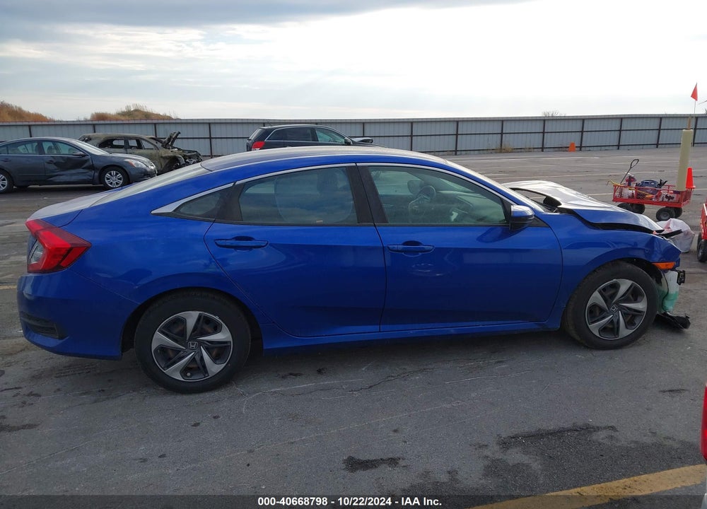 2019 HONDA CIVIC LX VIN: 19XFC2F65KE013877