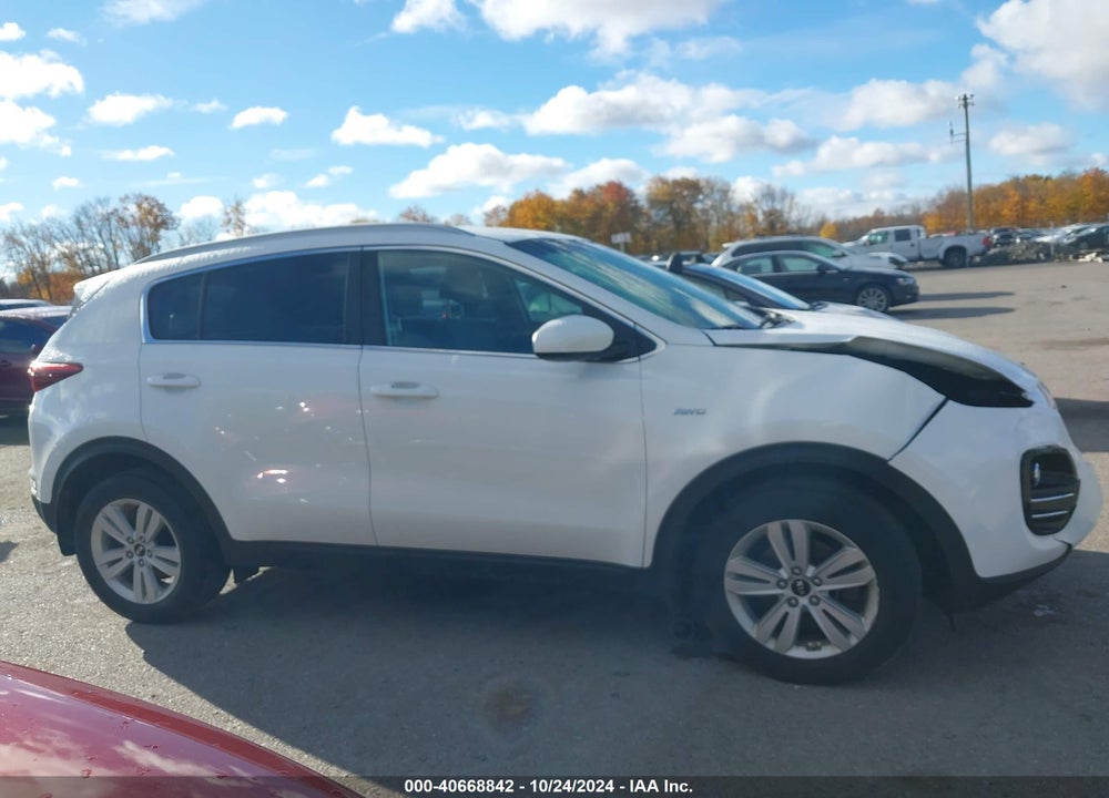 2017 KIA SPORTAGE LX VIN: KNDPMCACXH7237711