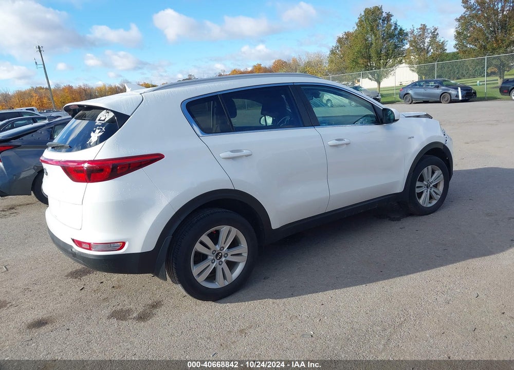 2017 KIA SPORTAGE LX VIN: KNDPMCACXH7237711