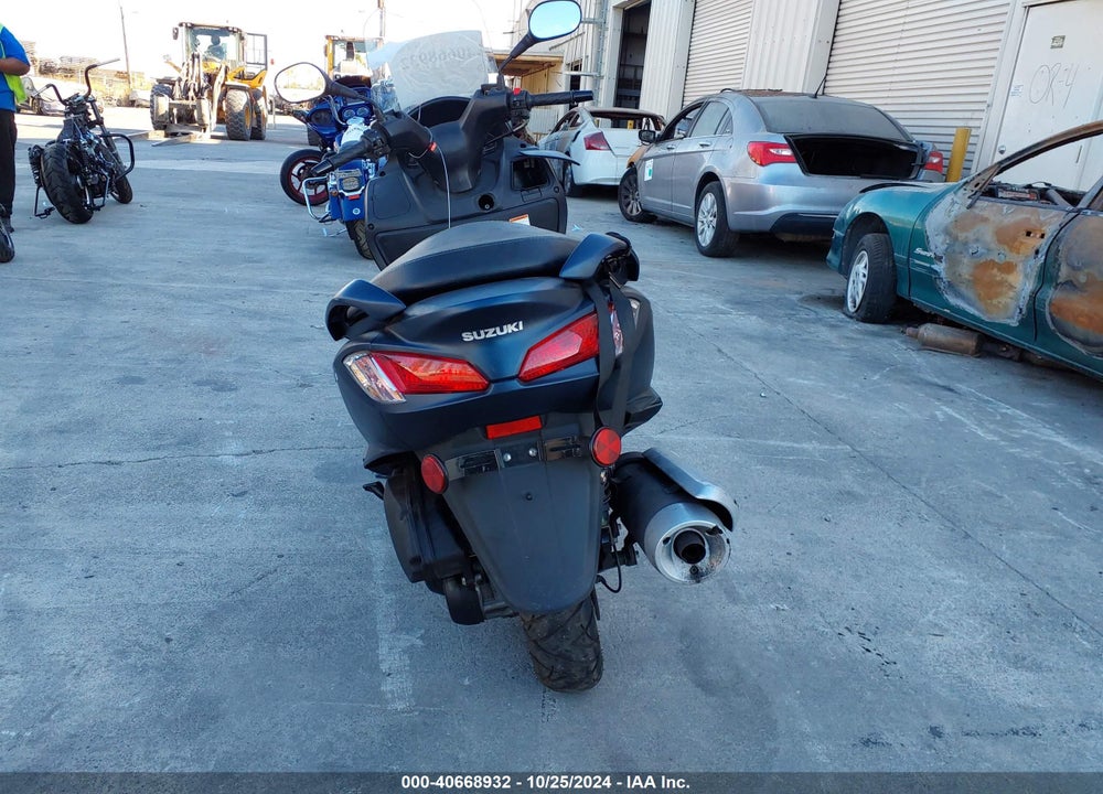 2022 SUZUKI UH200 VIN: MLCCH41A9N1600069
