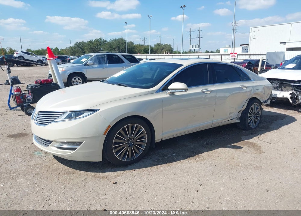 2014 LINCOLN MKZ VIN: 3LN6L2GK1ER825455