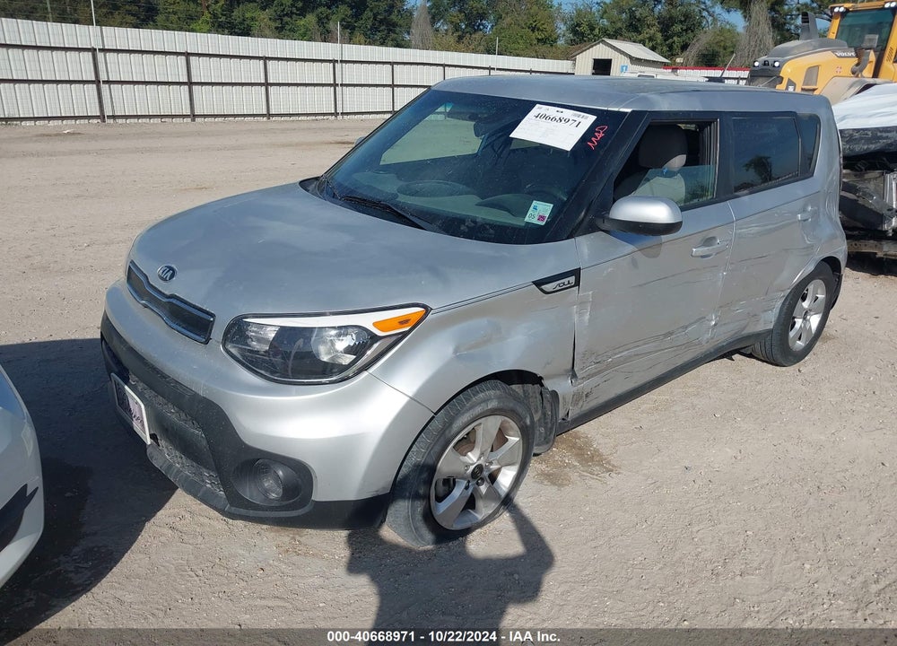 2018 KIA SOUL VIN: KNDJN2A28J7596467