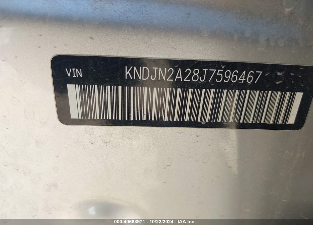2018 KIA SOUL VIN: KNDJN2A28J7596467