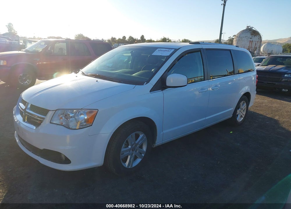 2018 DODGE GRAND CARAVAN SXT VIN: 2C4RDGCG9JR241446