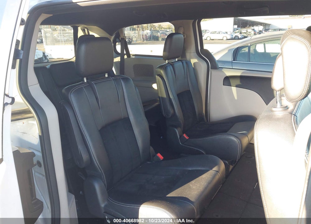 2018 DODGE GRAND CARAVAN SXT VIN: 2C4RDGCG9JR241446