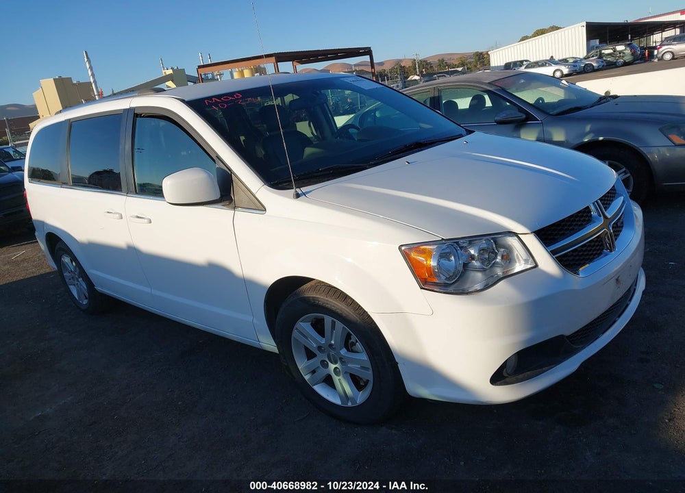 2018 DODGE GRAND CARAVAN SXT VIN: 2C4RDGCG9JR241446