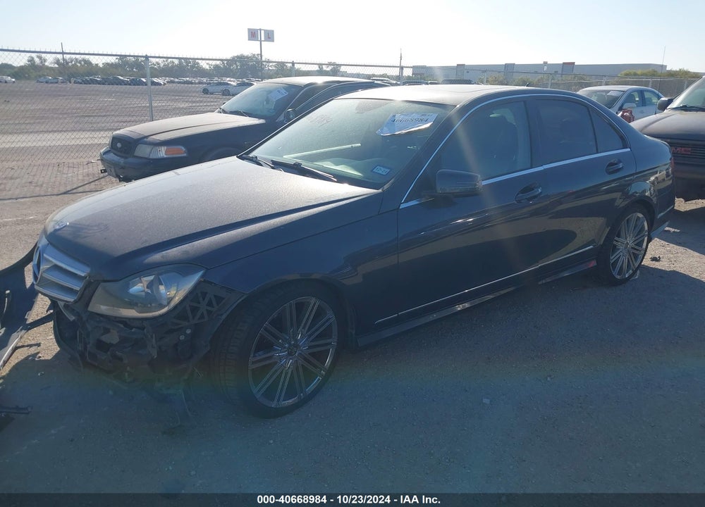 2013 MERCEDES-BENZ C 300 LUXURY 4MATIC/SPORT 4MATIC VIN: WDDGF8AB3DR291757