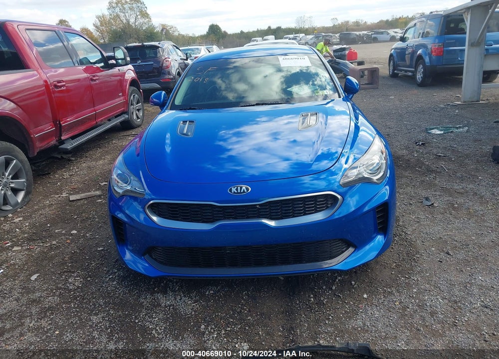 2018 KIA STINGER VIN: KNAE15LA5J6032765