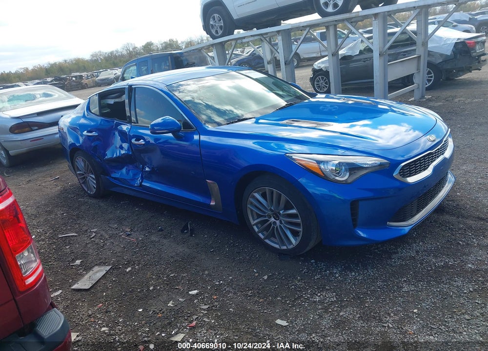 2018 KIA STINGER VIN: KNAE15LA5J6032765