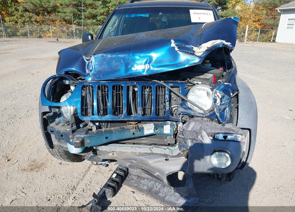 2002 JEEP LIBERTY SPORT VIN: 1J4GL48KX2W208979