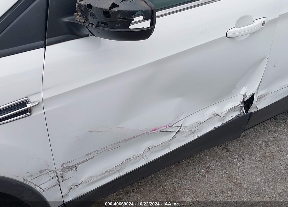 2015 FORD ESCAPE SE VIN: 1FMCU0GX8FUC43234