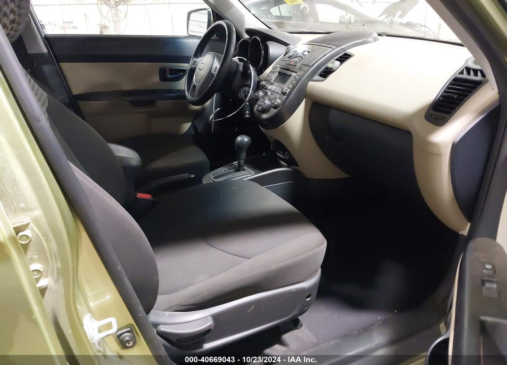 2010 KIA SOUL VIN: KNDJT2A22A7193770