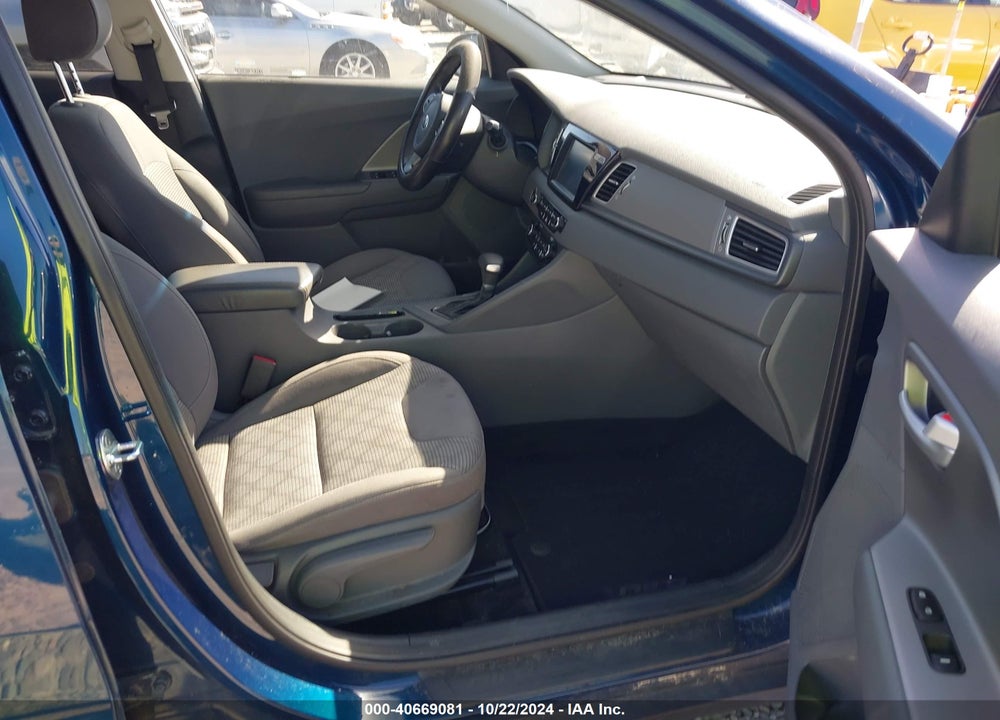 2018 KIA NIRO LX VIN: KNDCB3LCXJ5125218