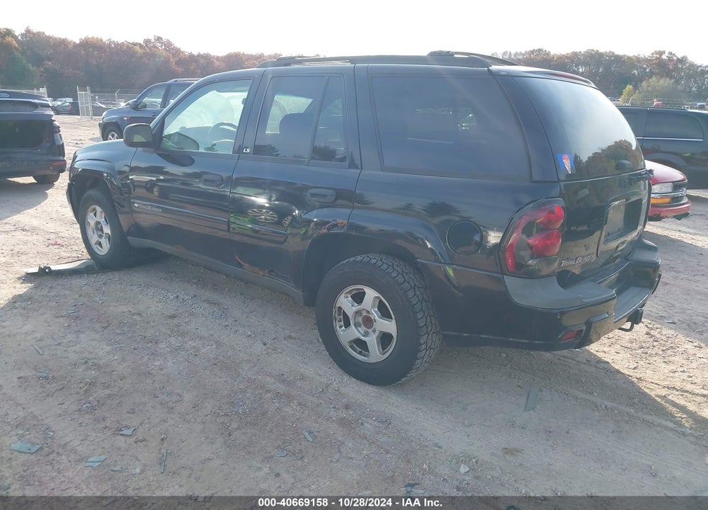 2002 CHEVROLET TRAILBLAZER LS VIN: 1GNDT13S922422987