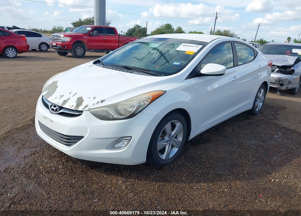 2013 HYUNDAI ELANTRA GLS VIN: 5NPDH4AE9DH438973