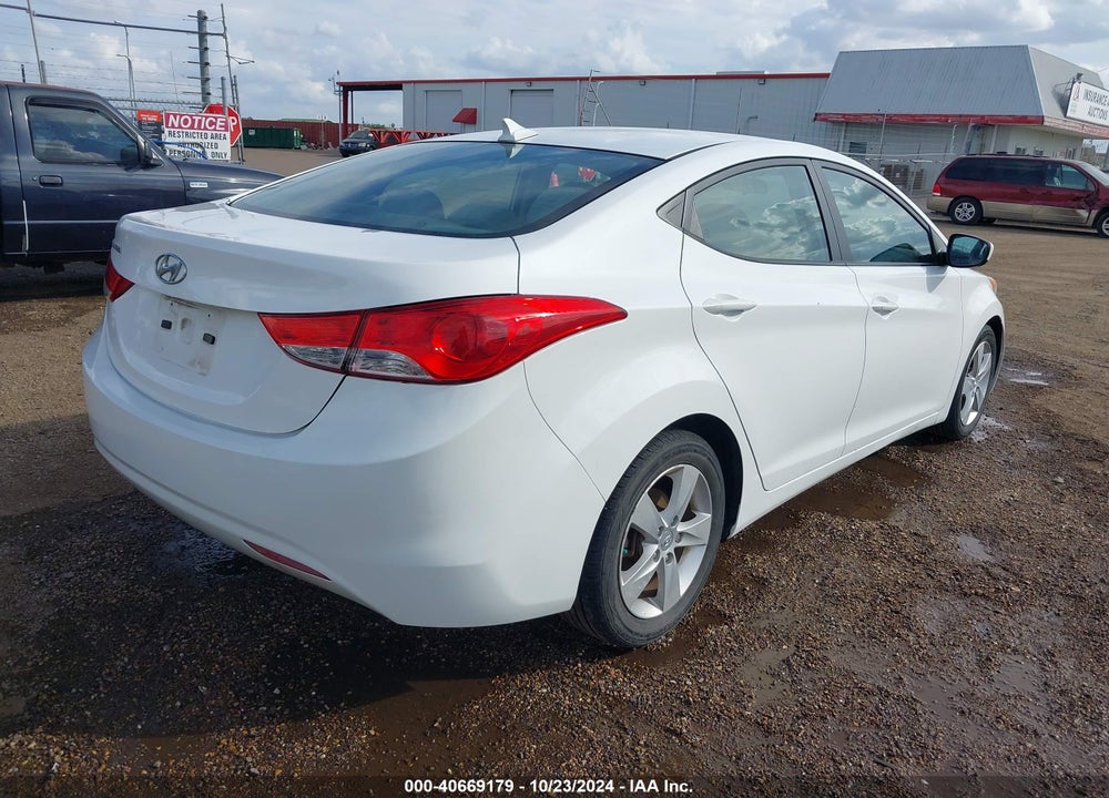 2013 HYUNDAI ELANTRA GLS VIN: 5NPDH4AE9DH438973