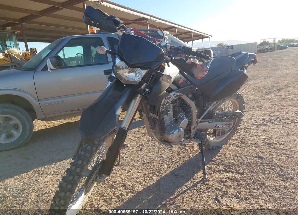 2009 KAWASAKI KLX250 S VIN: JKALXMT189DA03770