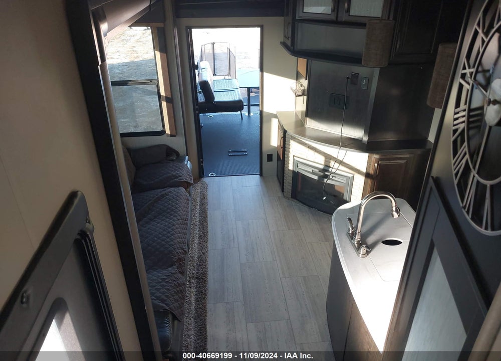 2017 GRAND DESIGN OTHER VIN: 573FM4029H1204270