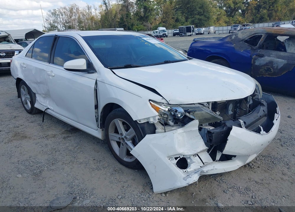 2012 TOYOTA CAMRY SE VIN: 4T1BF1FK5CU579064