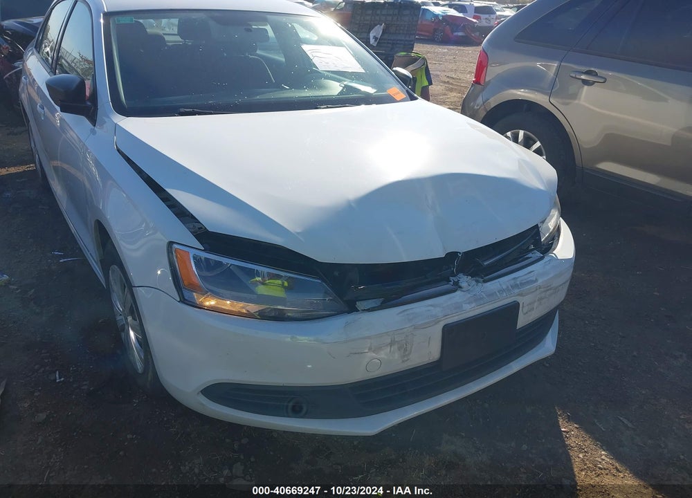 2014 VOLKSWAGEN JETTA 2.0L S VIN: 3VW2K7AJ6EM426988