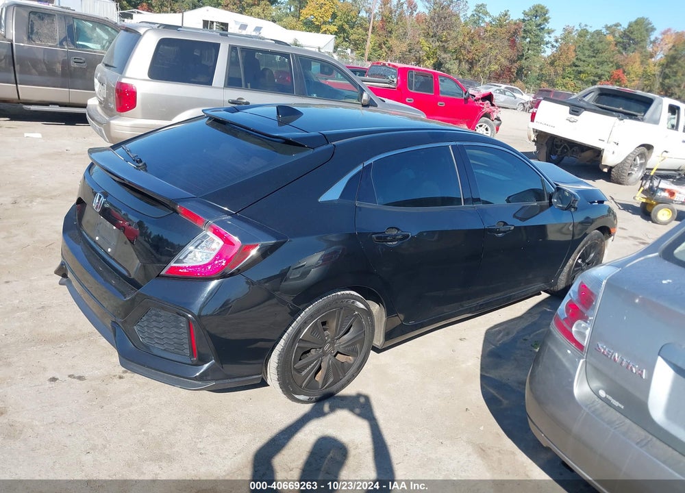 2018 HONDA CIVIC EX VIN: SHHFK7H5XJU424364