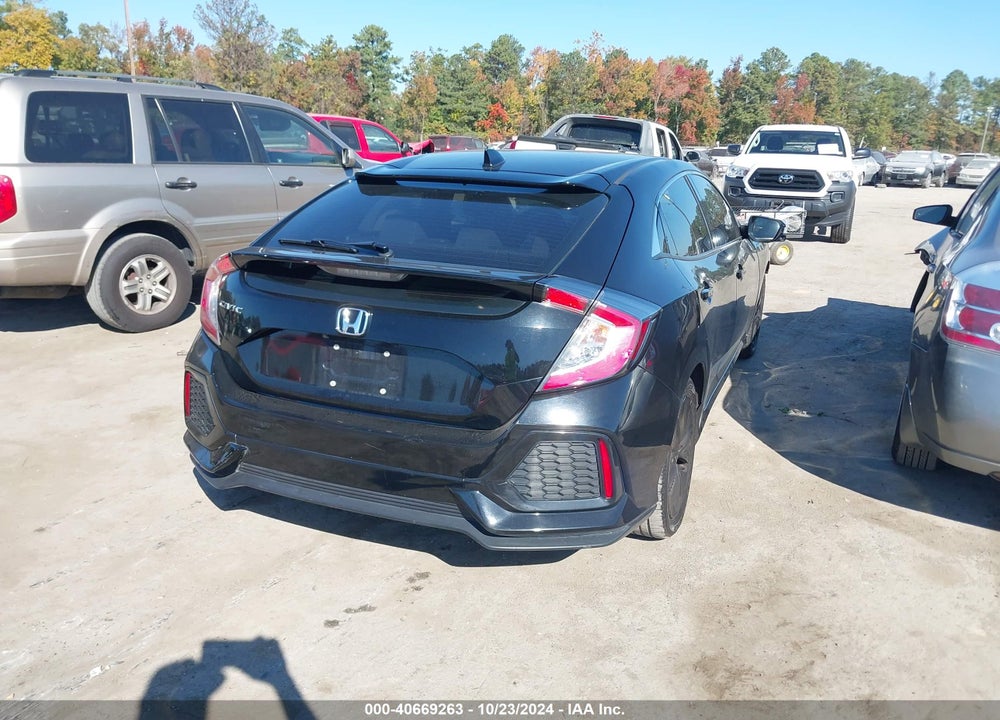 2018 HONDA CIVIC EX VIN: SHHFK7H5XJU424364