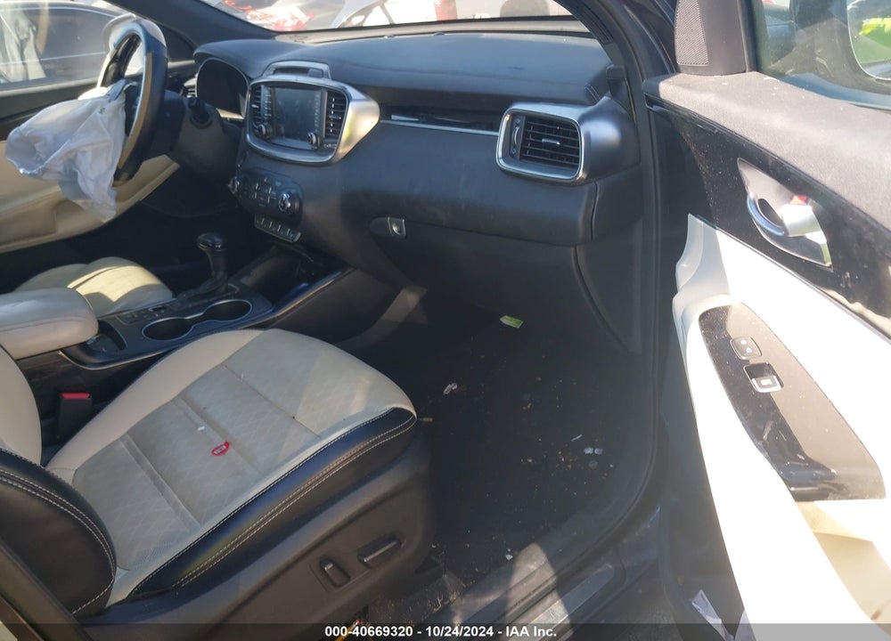2017 KIA SORENTO 3.3L SXL VIN: 5XYPK4A59HG284292